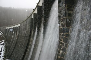 Talsperre Nordhausen – &Uuml;berlauf